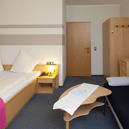 Hotel Garni Am Goetheplatz Bad Münster am Stein-Ebernburg Værelse billede