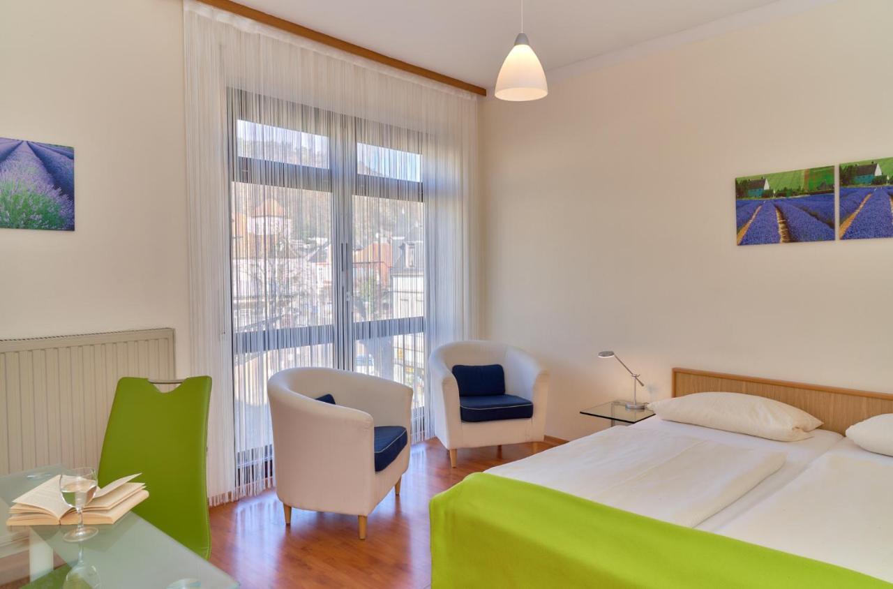 Hotel Garni Am Goetheplatz Bad Münster am Stein-Ebernburg Eksteriør billede