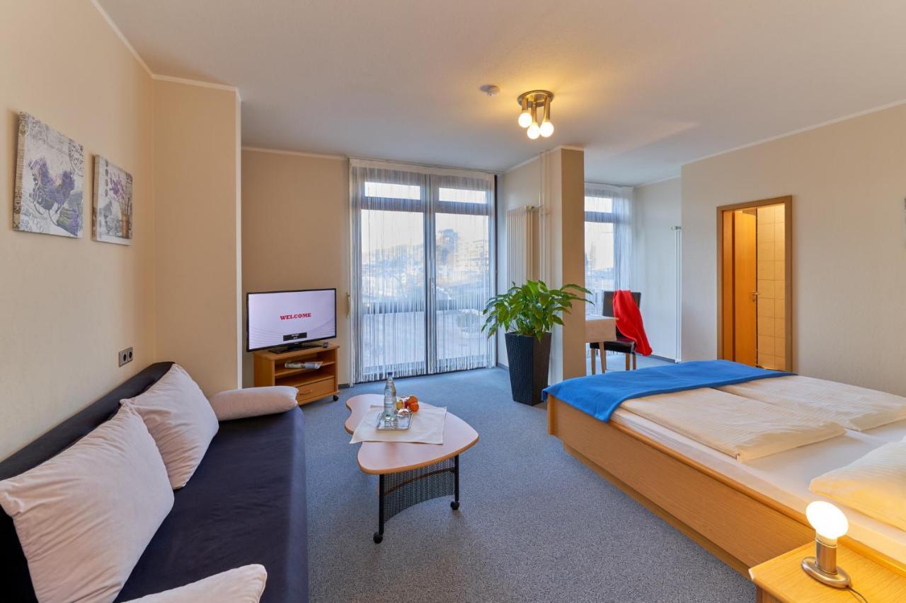 Hotel Garni Am Goetheplatz Bad Münster am Stein-Ebernburg Eksteriør billede