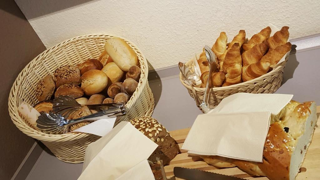 Hotel Garni Am Goetheplatz Bad Münster am Stein-Ebernburg Eksteriør billede