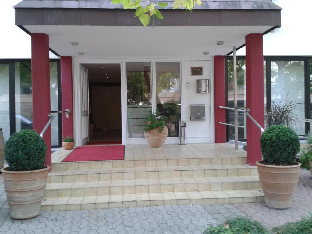 Hotel Garni Am Goetheplatz Bad Münster am Stein-Ebernburg Eksteriør billede