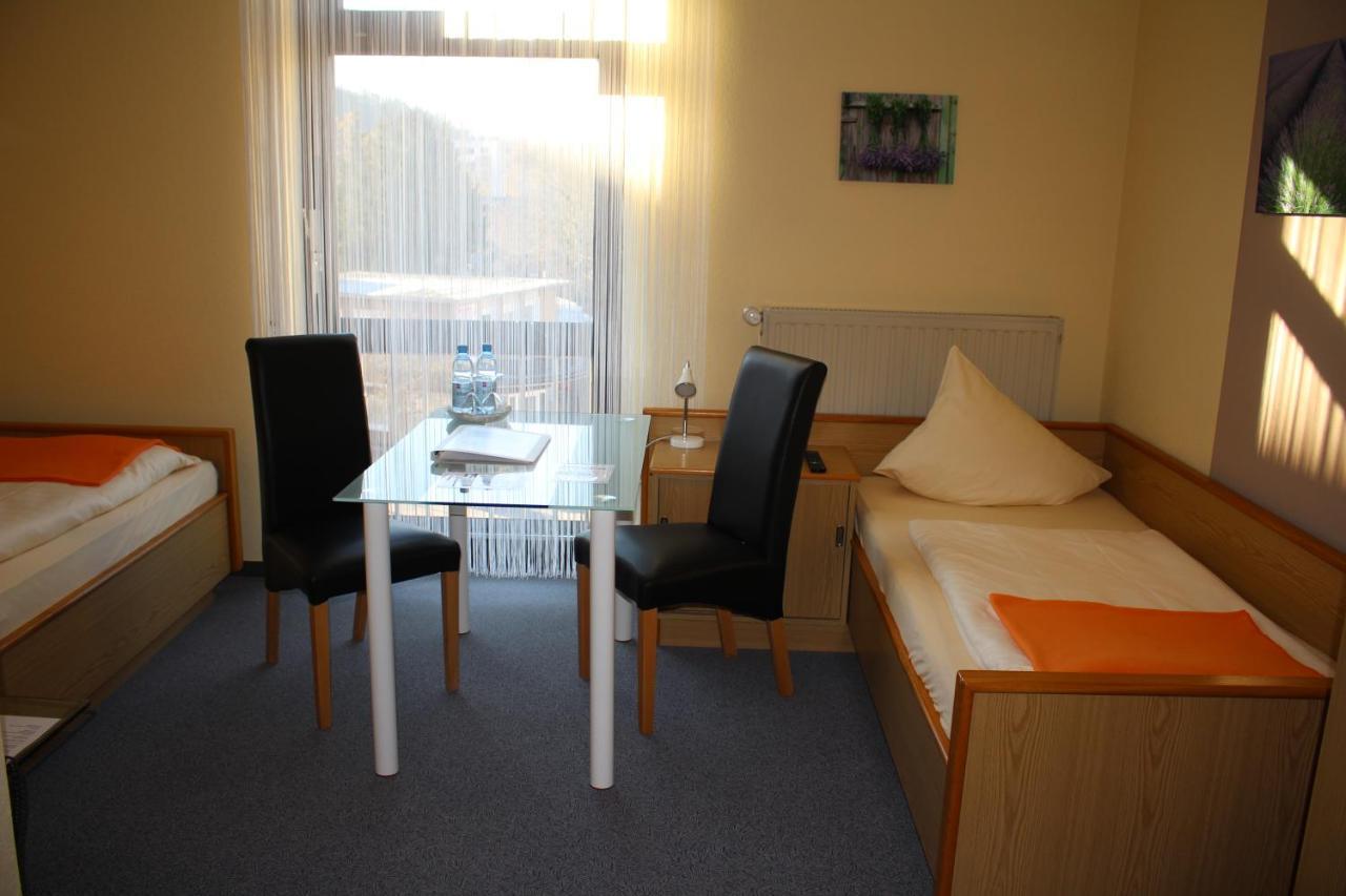 Hotel Garni Am Goetheplatz Bad Münster am Stein-Ebernburg Eksteriør billede